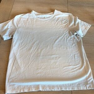 Men’s Lululemon Bone Color Size medium fundamental tee